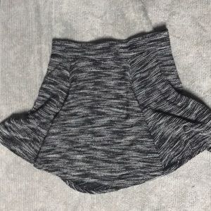 Grey and white knit skater skirt💃🏽